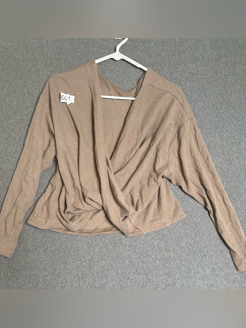 Athleta Taupe Twist-Front Women's Top